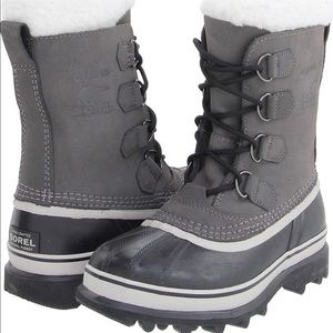Sorel Women Caribou boot size 9